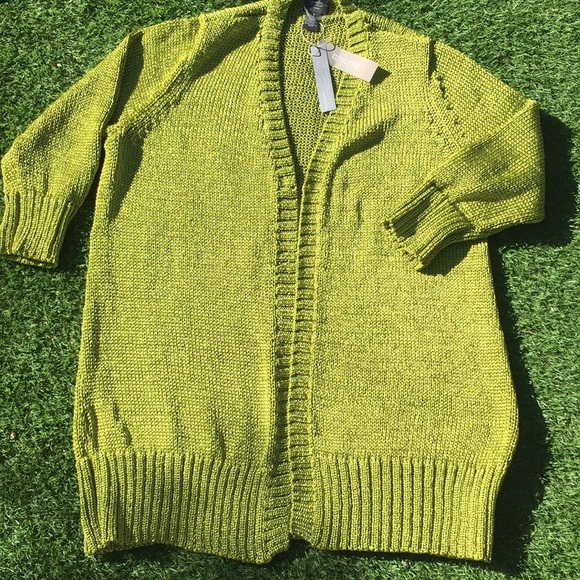 Chico's Sweaters - Chico’s Traveler Collection Sweater B9